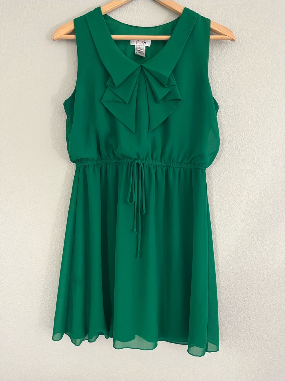 Sweet Storm Emerald Green Ruffle Collar Sleeveless Dress